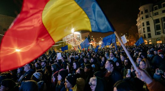 Romania Election (c)Andrei PungovschiGettyImages.jpg