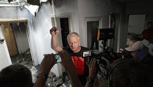 Activist Vitaliy Shabunin speaks on fire in his house, Ukraine - 23 Jul 2020